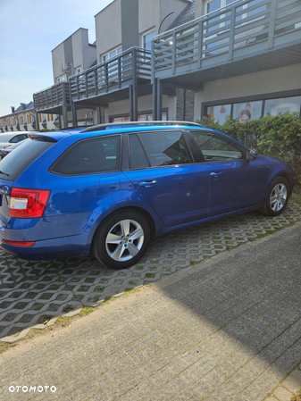 Skoda Octavia 1.6 TDI 4x4 Ambition - 5