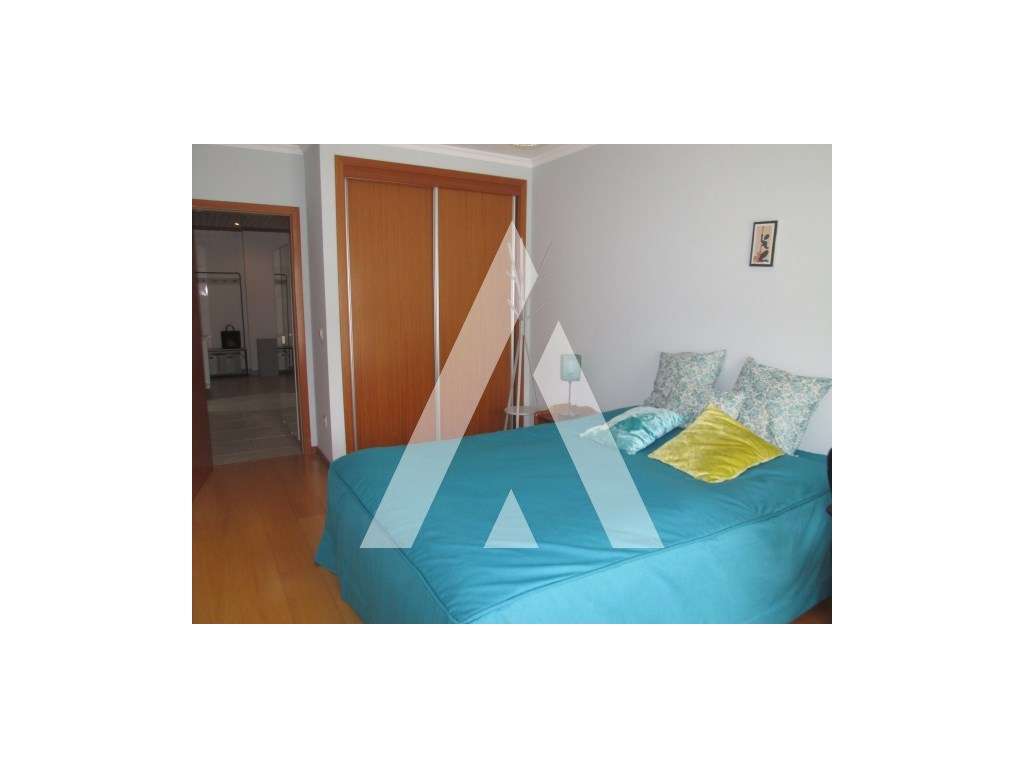 Apartamento T2 com Garagem Fechada no Centro de Esgueira - a 5 minu...-12