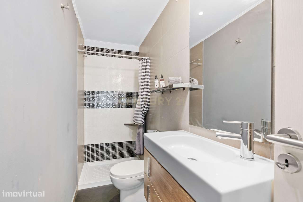 APARTAMENTO 1 QUARTO | 1 CASA DE BANHO | CLOSET | RENOVADO |-22