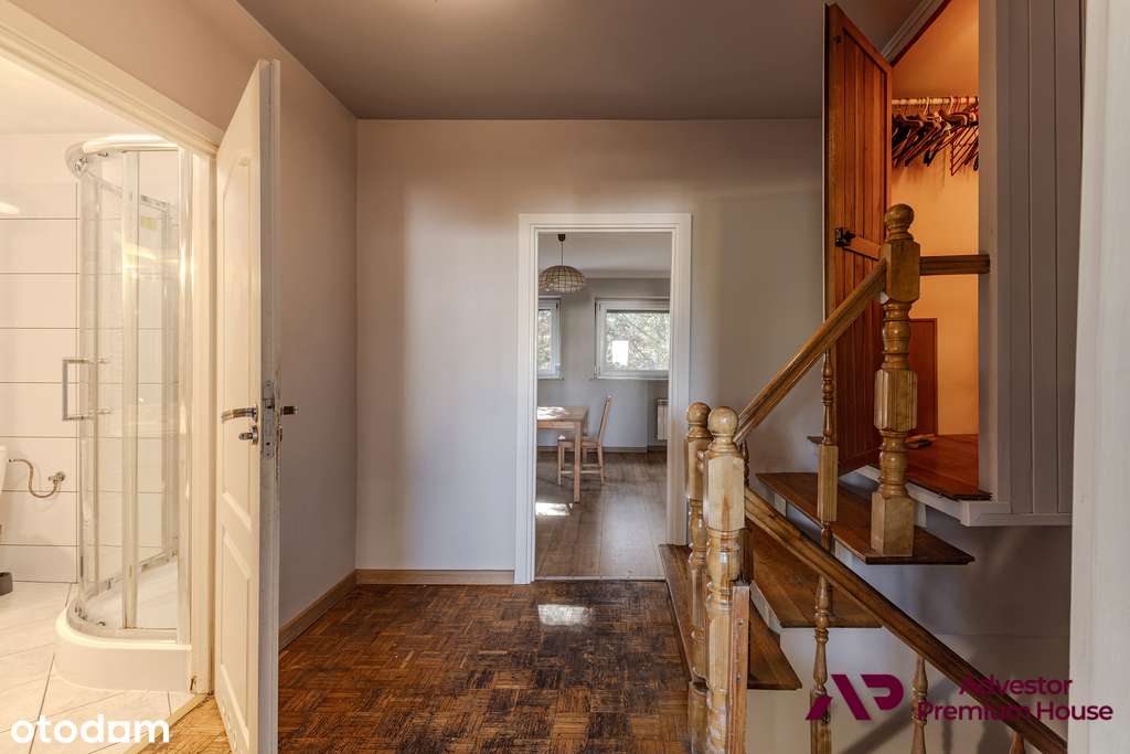 Dom z pięknym ogrodem-starodrzew- blisko lasu-16