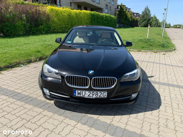 BMW Seria 5 525d xDrive Luxury Line - 5