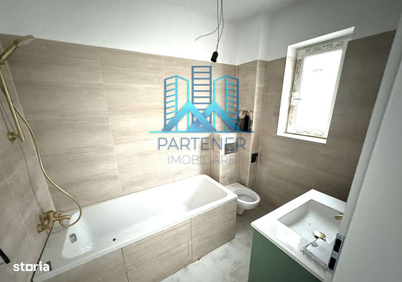 Comision 0!SCARA INTERIOARA!TERASA!PENTHOUSE 4 camere,Pacurari- Rediu-6