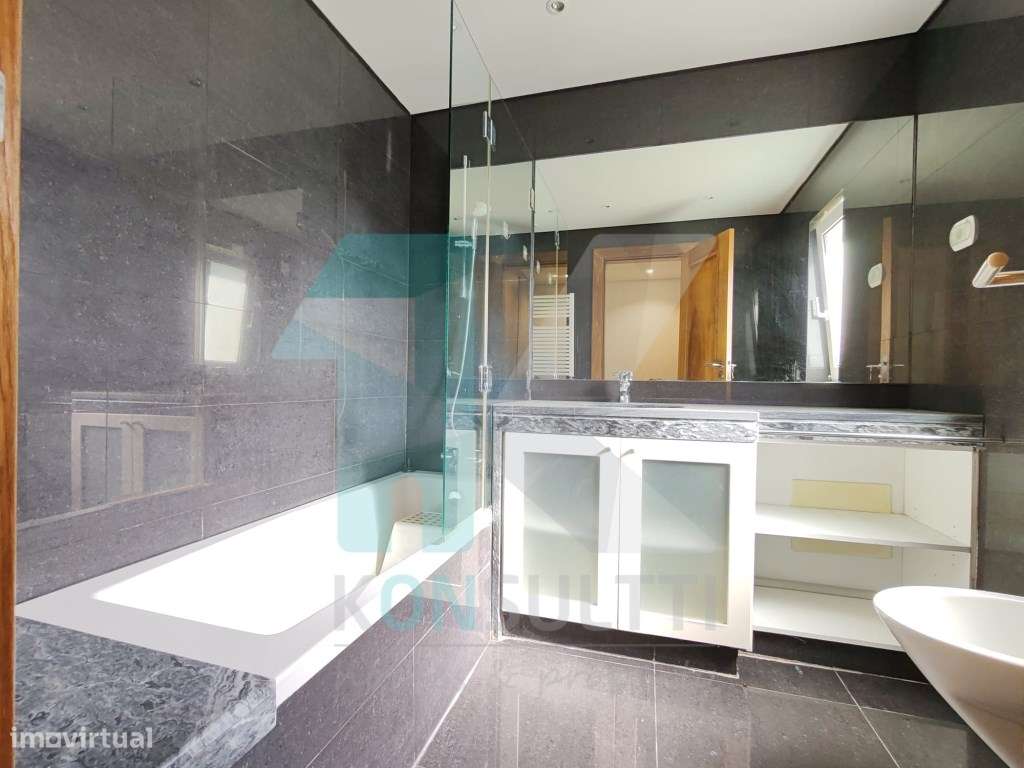 Moradia de luxo T4 com piscina no prestigiado condomínio fechado da...-14