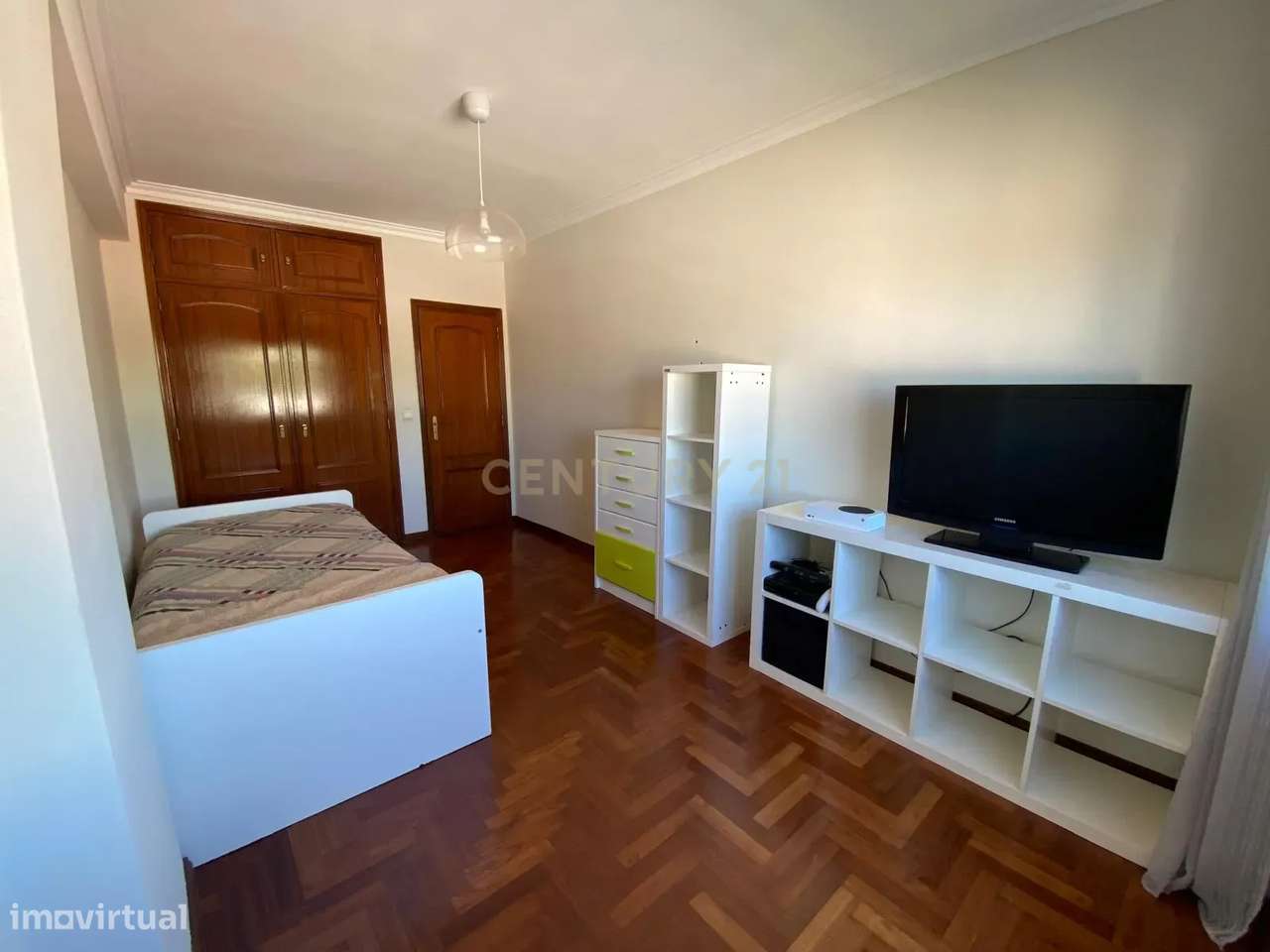 Apartamento T2 em S. Marcos-16