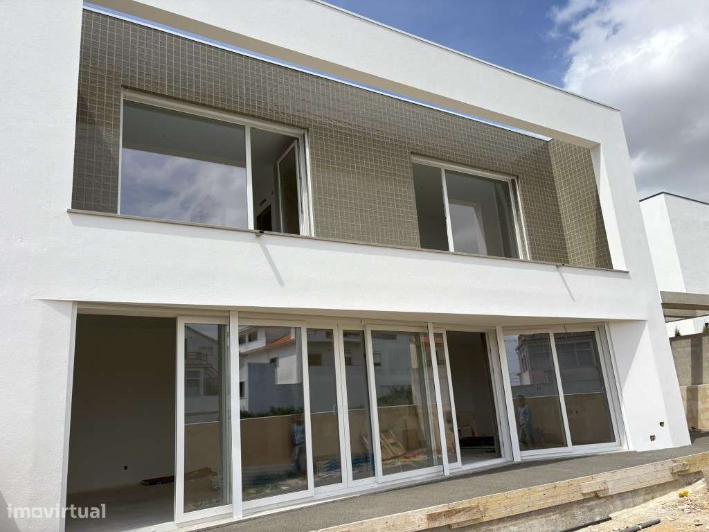 Moradia Nova T4 com Piscina - Cascais-8