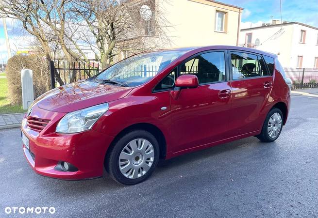 Toyota Verso 2.0 D-4D Sol plus - 5