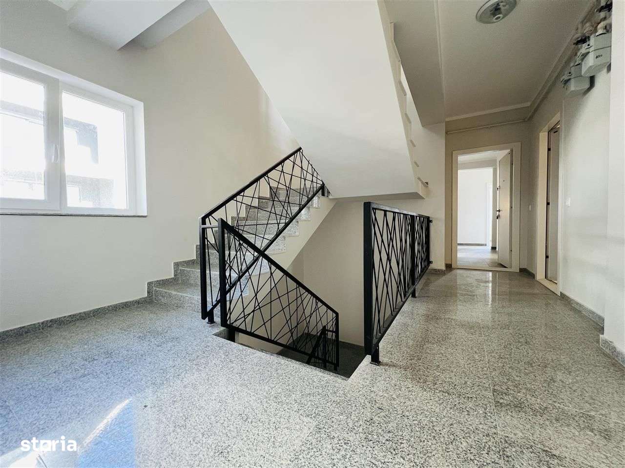 Studio modern,decomandat aer conditionat - 36.51 mpu - Imagine principală: 4/5