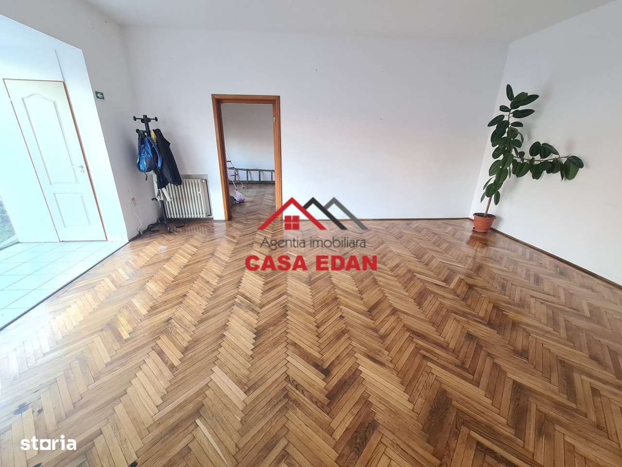 Casa in Campina--2500 lei - Imagine principală: 3/5