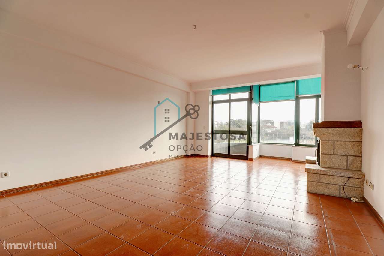 Apartamento T3 no Centro de Vila Verde — Braga-3