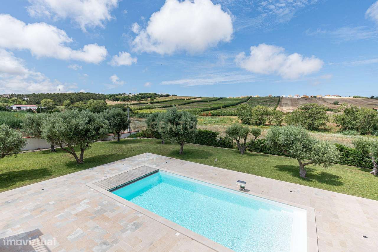 Moradia T6 de Luxo - 924 m² - Piscina -  São Pedro da Cadeira - Nova-57