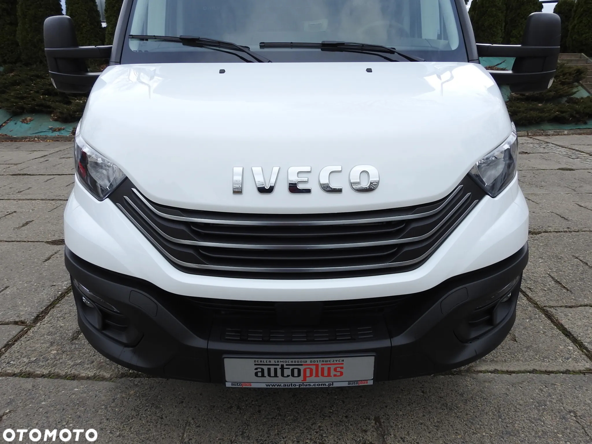 Iveco DAILY 35S18 NOWY PLANDEKA WINDA 9 PALET WEBASTO KLIMATYZACJA TEMPOMAT ASO GWARANCJA 180KM [ 518672 ] - 17