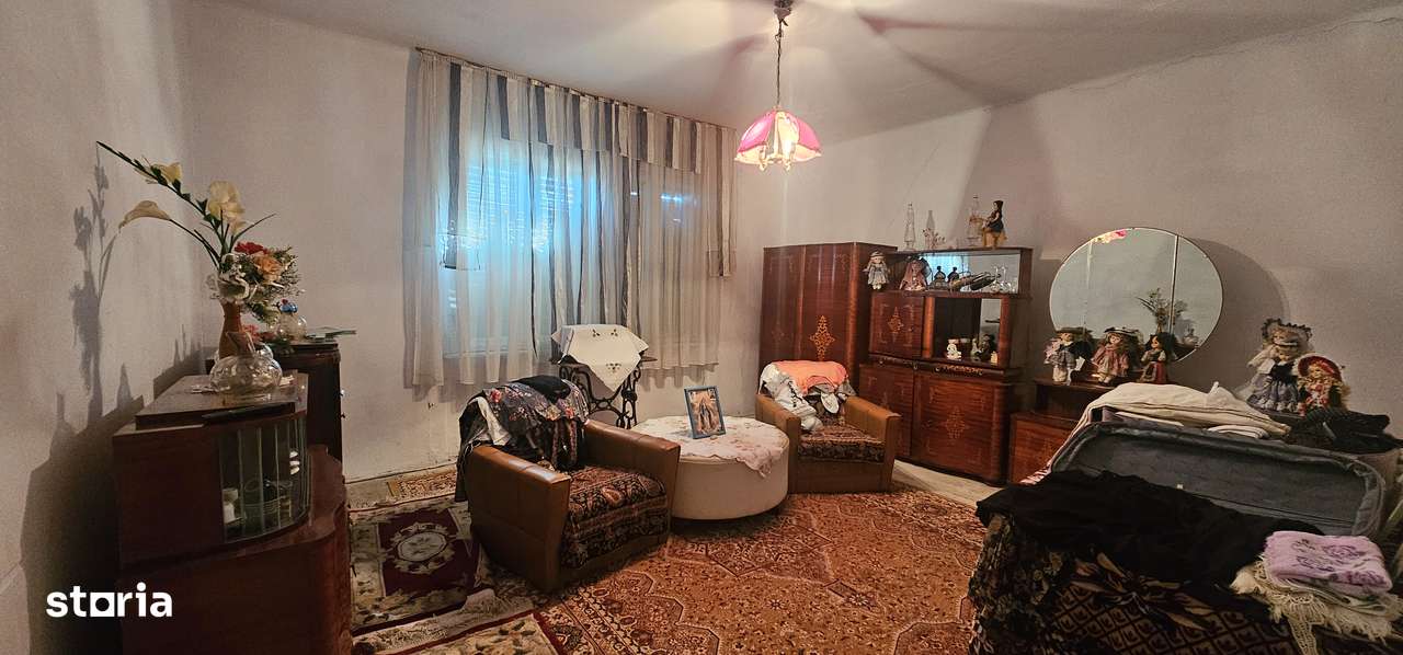 Casă cu 4 camere, teren mare și utilități-10