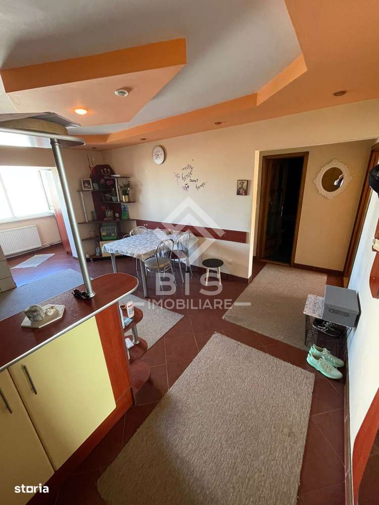 Apartament decomandat etj 3-2