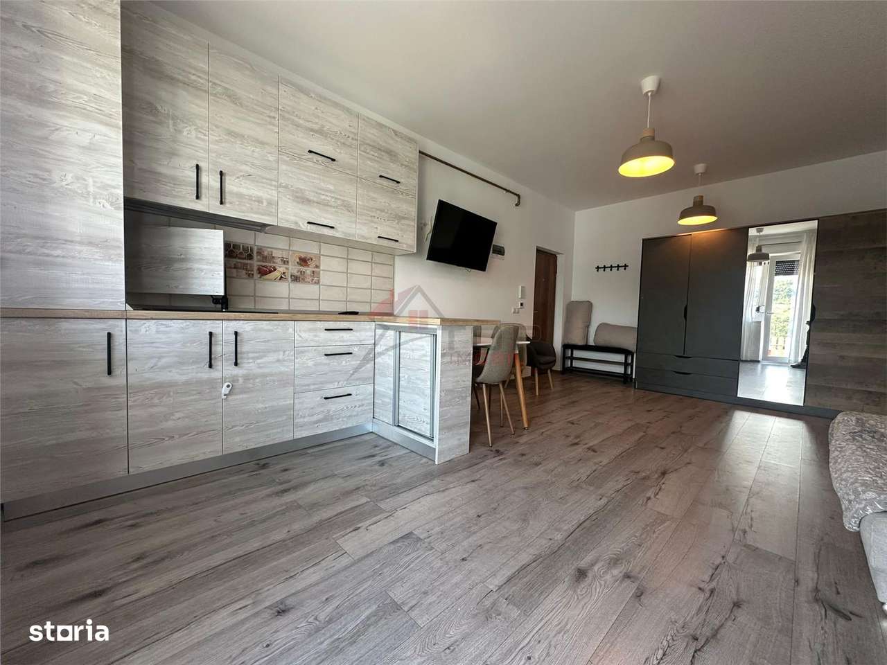 Apartament cu 2 camere + curte si loc de parcare, bloc nou - Rediu - Imagine principală: 2/9