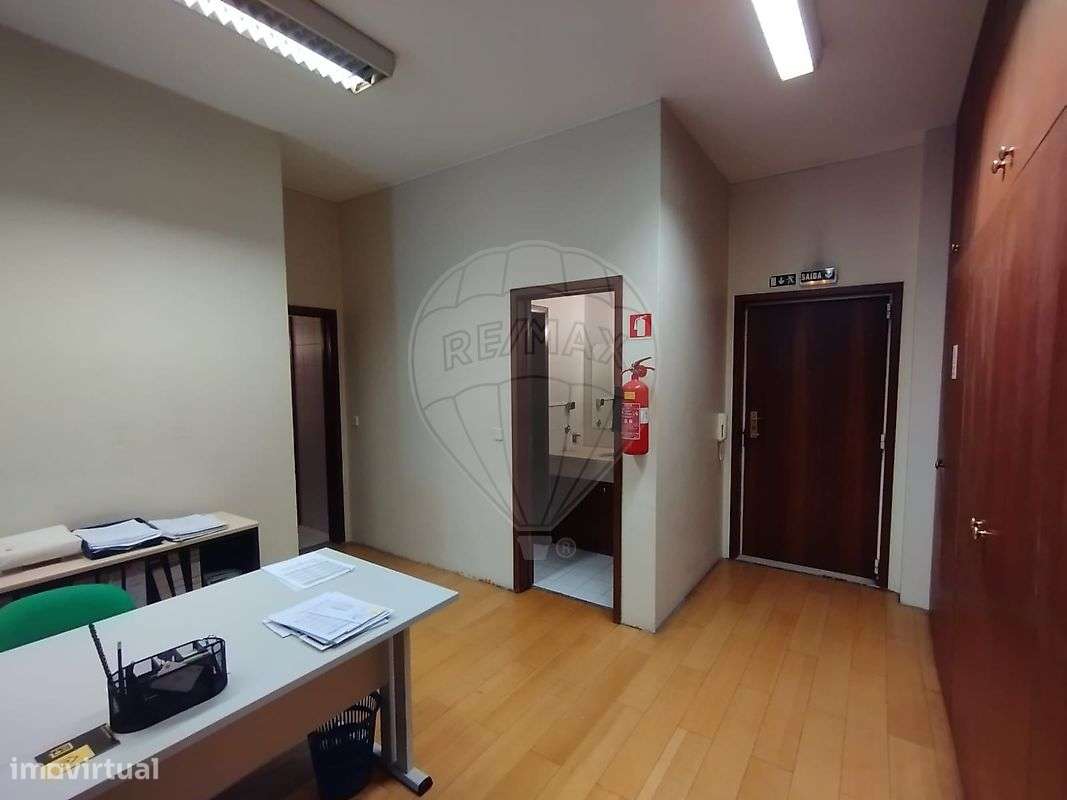 Escritório  para arrendamento - Grande imagem: 4/21