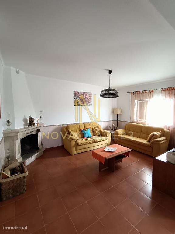 Moradia T6 - Alcanede, Santarém com licença para ALOJAMENTO LOCAL-5