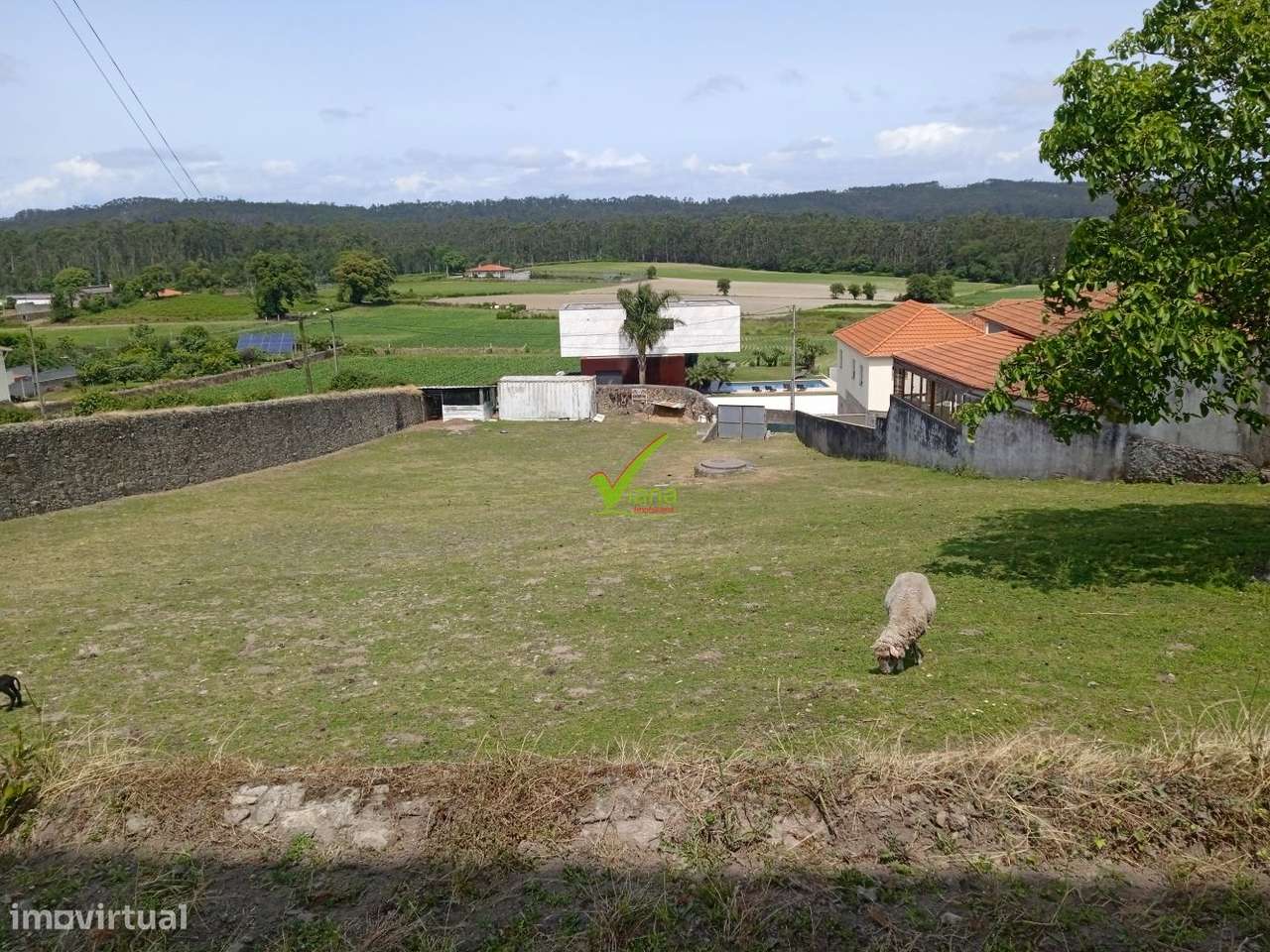 Moradia T. 3 Rústica em Pedra-8