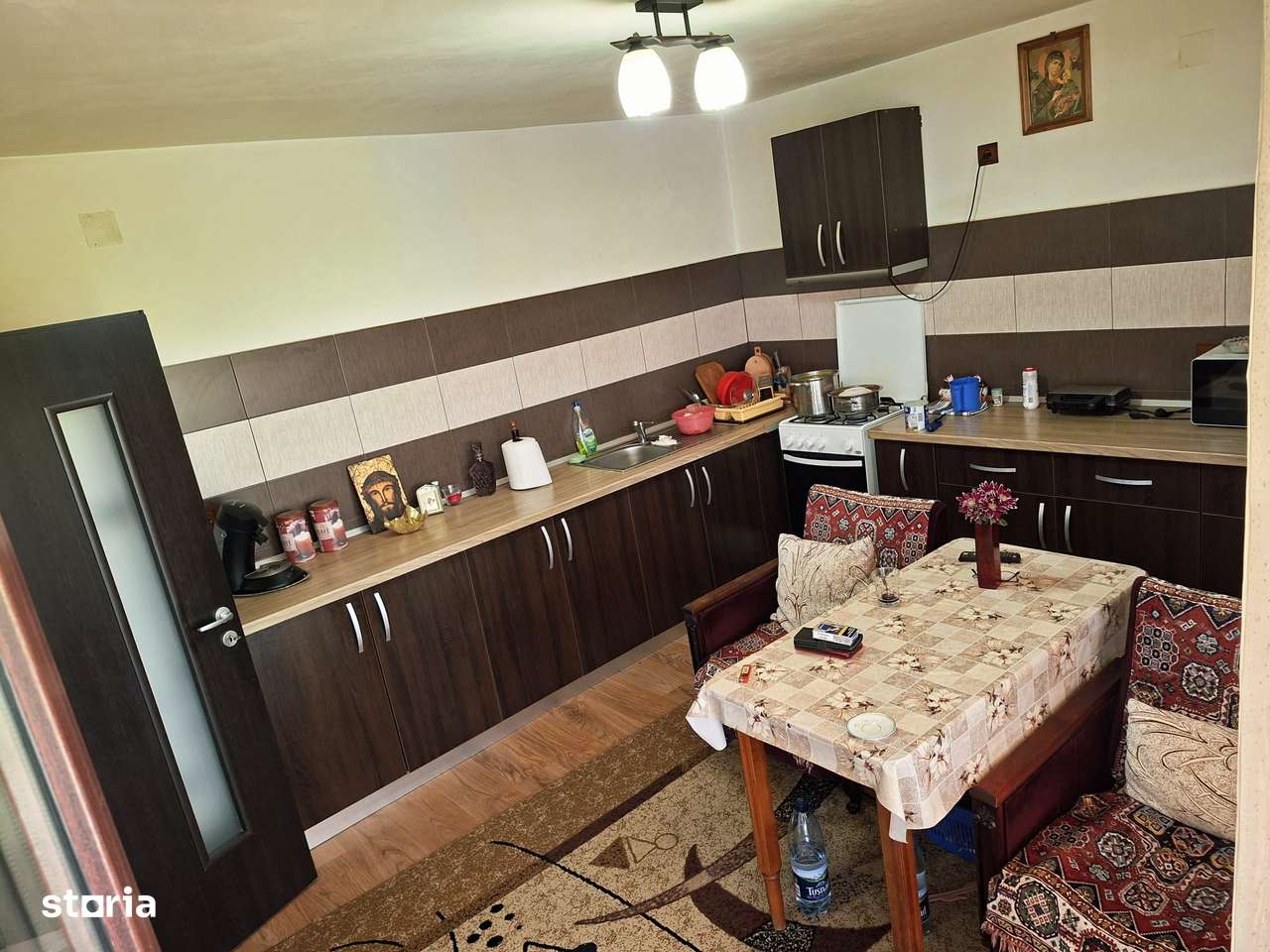 casa / vila com Ungheni / sat Gaujani / jud Arges - Imagine principală: 4/12