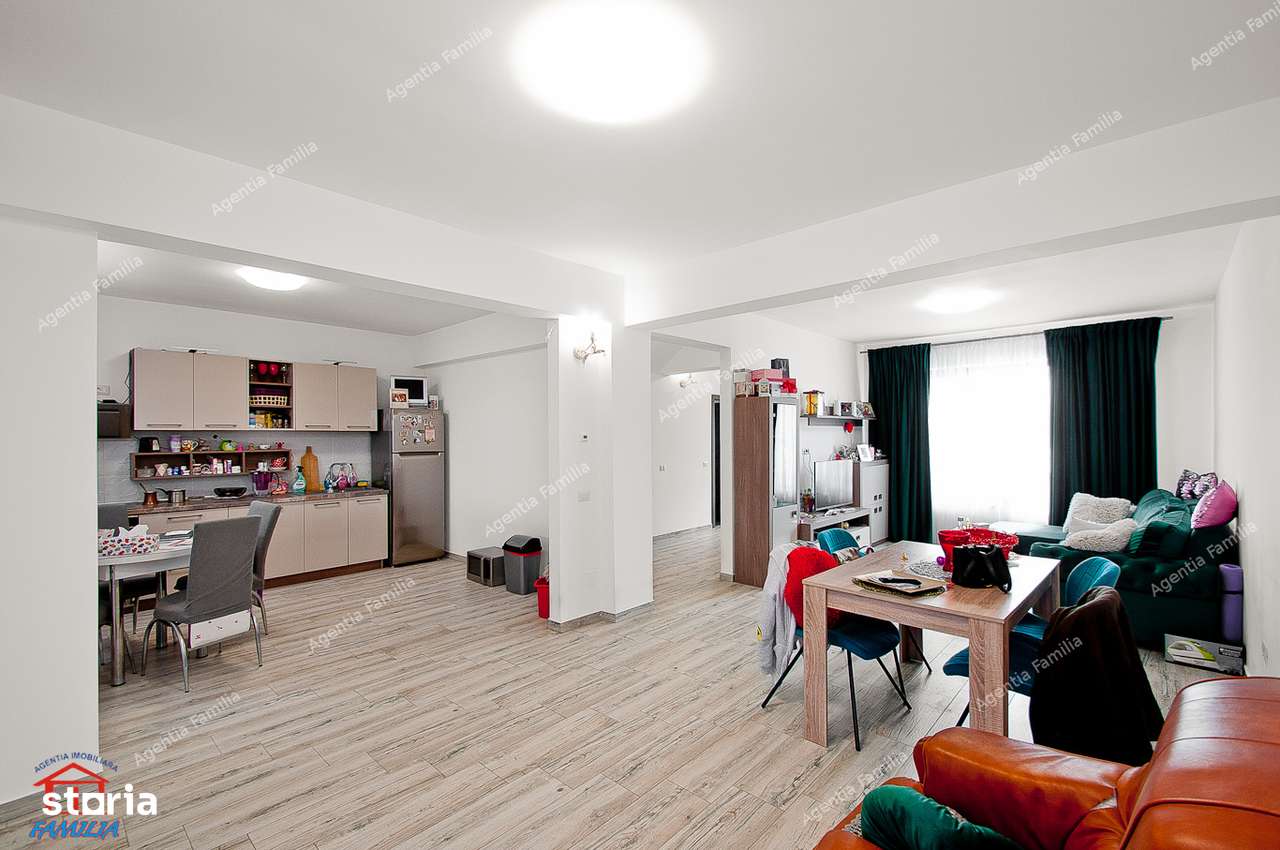 Casa, 140 m²,  - Imagine principală: 2/20