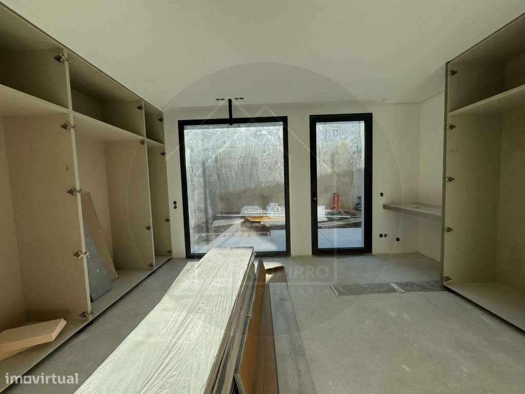 Moradia Nova T2 | 2 Suites | Pronta em Janeiro | Valbom-7