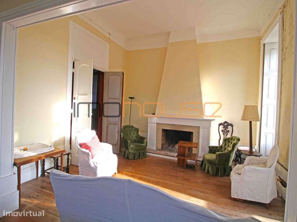 Casa senhorial do século XIX ( Zona Espaço Central II)-33