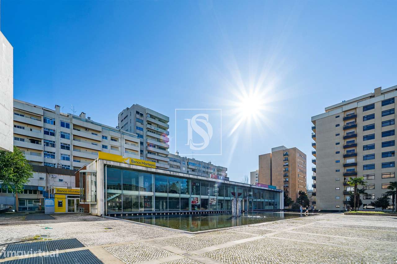 Loja 141m2 na Praça da Justiça, em frente ao Tribunal, Braga - Grande imagem: 2/34