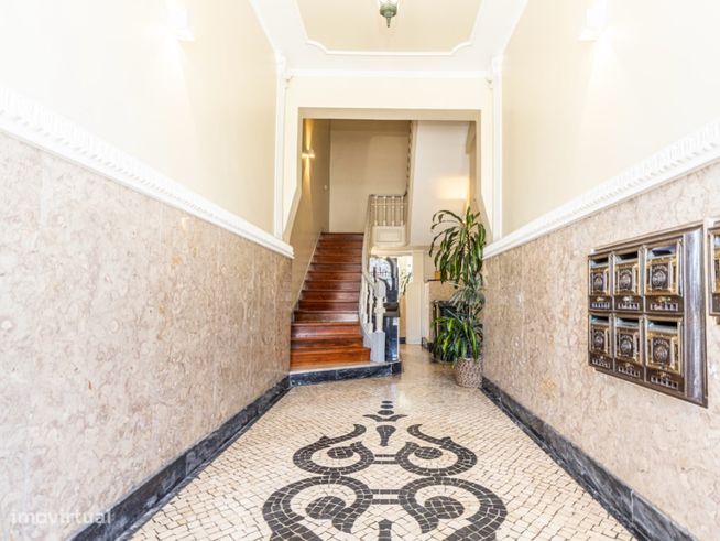 Apartamento T3 totalmente remodelado em Alvalade - Lisboa-33