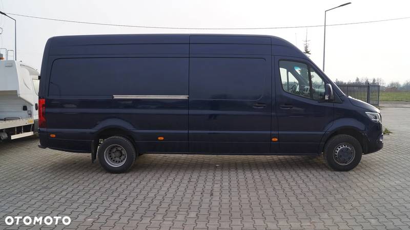 Mercedes-Benz Sprinter - 8