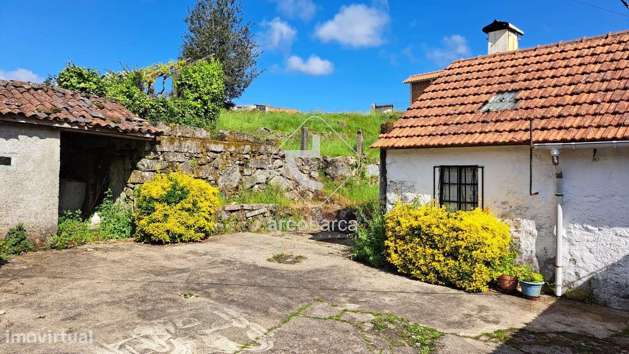 Moradia T1 habitavél c/terreno e anexo,segunda casa em pedra p/reabili-9