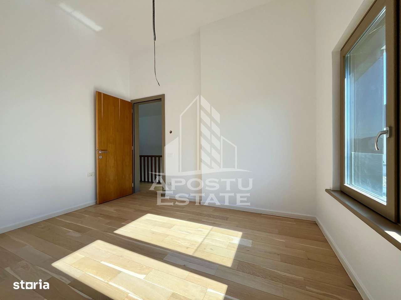 Casa Eco cu 5 camere, 3 bai, in Dumbravita - Imagine principală: 5/14