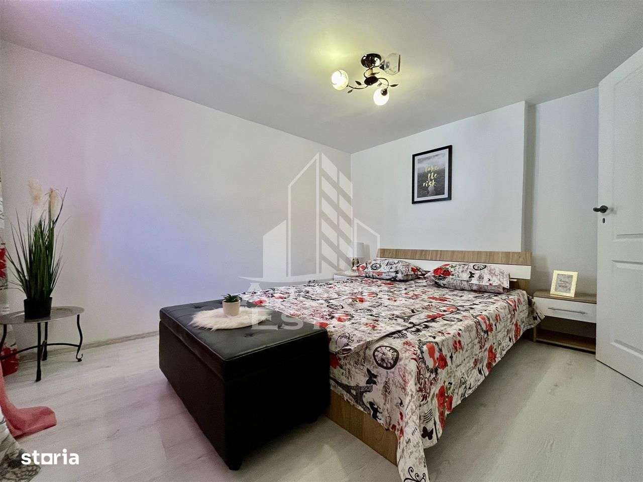 Casa la curte comuna, 4 camere, centrala proprie, complet renovata - Imagine principală: 5/20