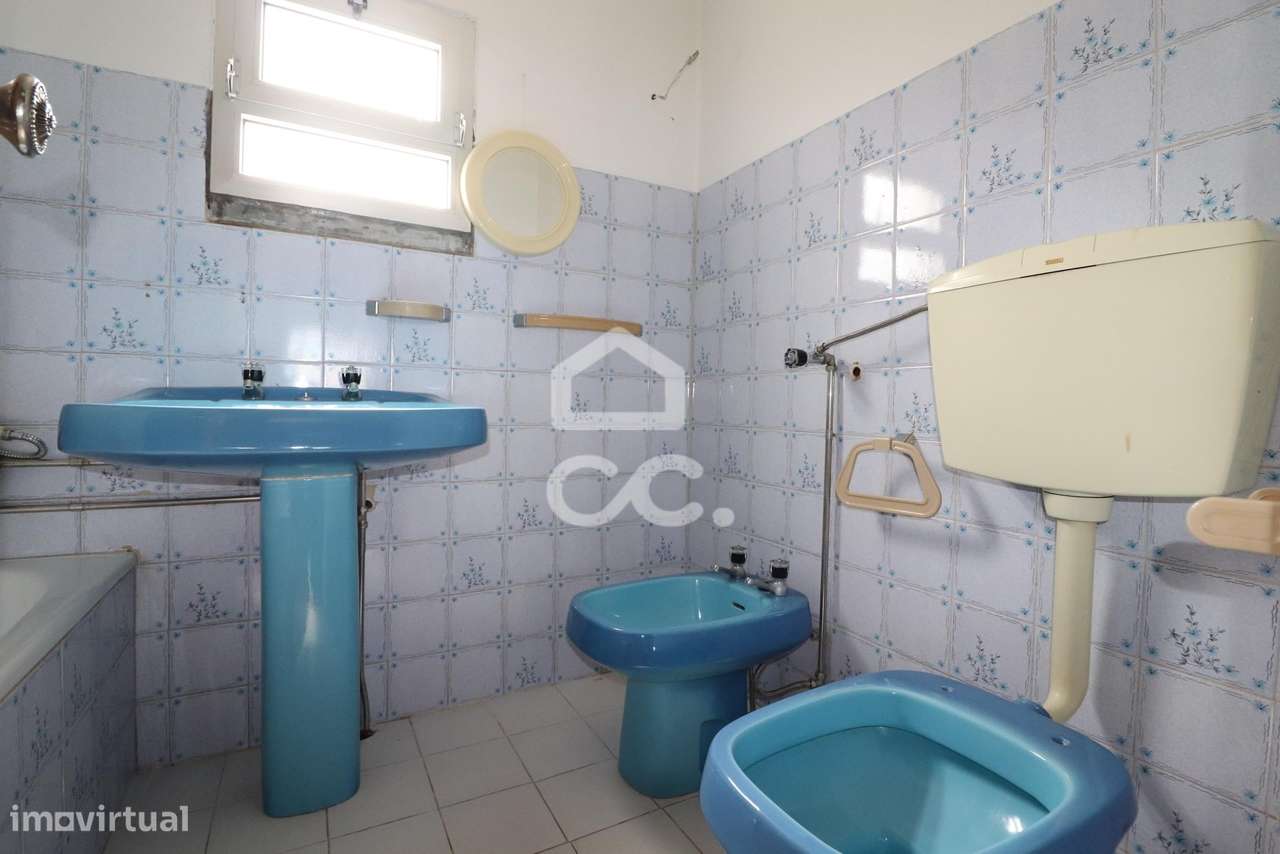 Moradia com Terreno – Pronta a Habitar | Zona do Cercal – Aguda-7
