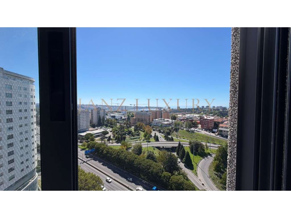 T4 de 230 m² no 14.º andar com vista Douro e Atlântico | Boavista-7