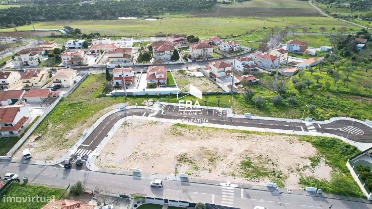 Lote localizado em Torres Novas - Grande imagem: 4/21