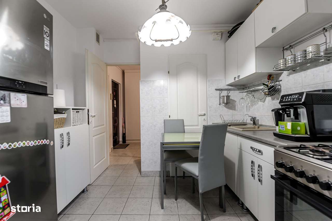 Rezervat Apartament cu 2 camere amenajat, etajul 2, zona Podgoria-4