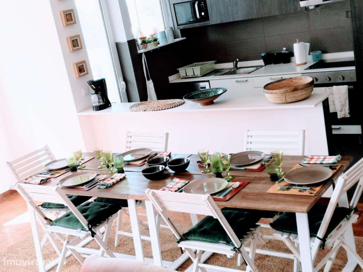 Quarto - localizado em Massarelos Porto - Grande imagem: 4/19