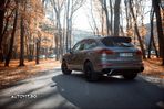 Porsche Cayenne 3.0 L - 4