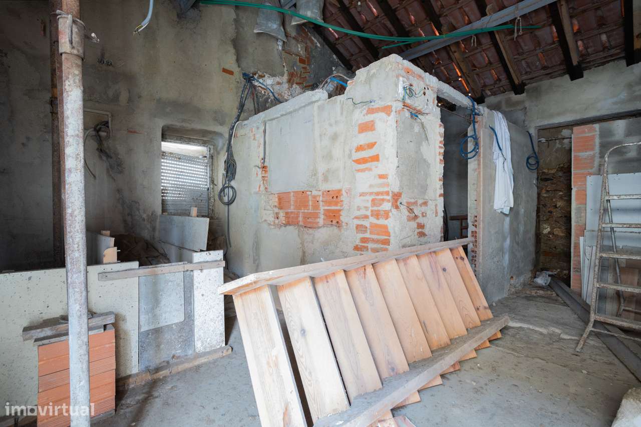 Moradia em ruína com enorme potencial no coração da Ajuda - Grande imagem: 5/6
