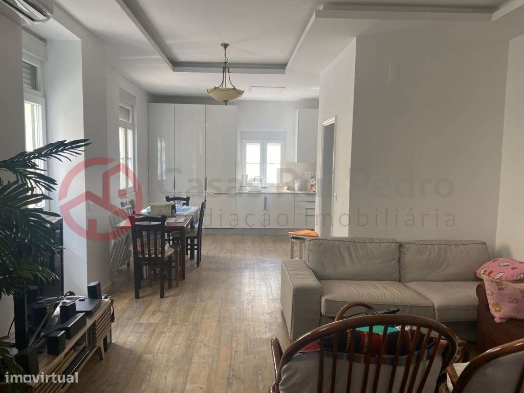 Moradia T3 Remodelada, em Lisboa - Grande imagem: 4/12