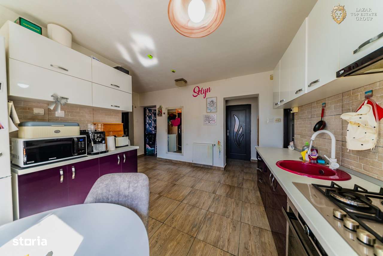 Apartament 3 camere de vanzare in Vladimirescu - Imagine principală: 5/14