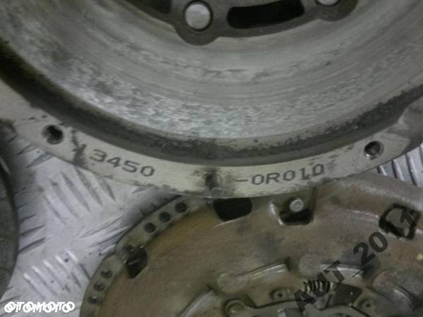 TOYOTA AVENSIS T25 2,0 D4D LIF KOLO DWUMASOWE 13450-0R010 - 2