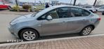 Opel Astra IV 1.7 CDTI Executive S&S - 4