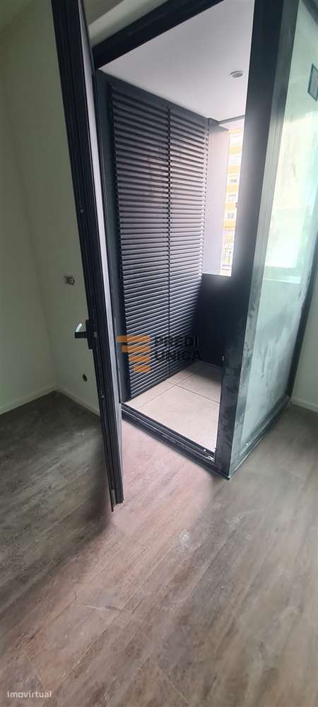 T1 AV. REPUBLICA V.N.GAIA-5