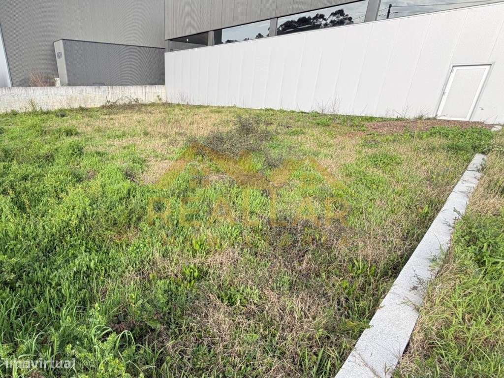 Pavilhão Industrial de 1.200 m² em Barcelos - Potência de 200 kVA e...-15