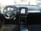 Volvo XC 40 1.5 T3 Momentum Geartronic - 14