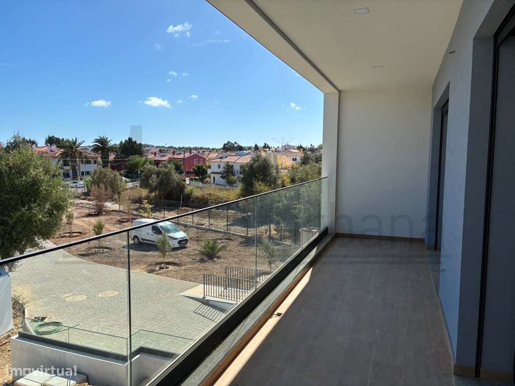 FANTÁSTICA MORADIA COM PISCINA EM MANIQUE - CASCAIS-52