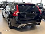 Volvo V60 D4 R-Design - 4