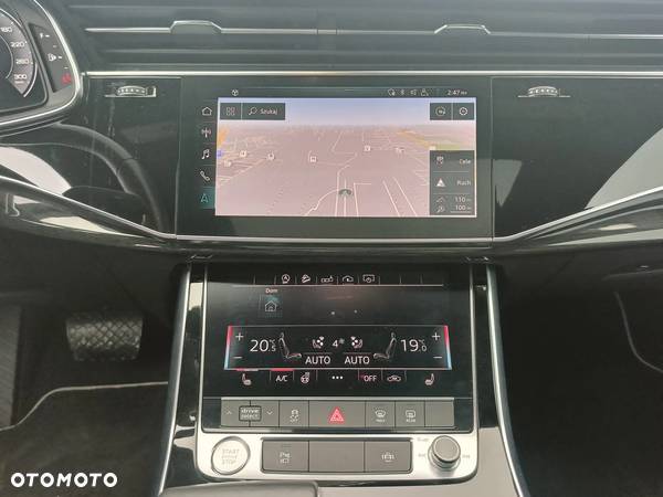 Audi Q8 55 TFSI mHEV Quattro Tiptronic - 17