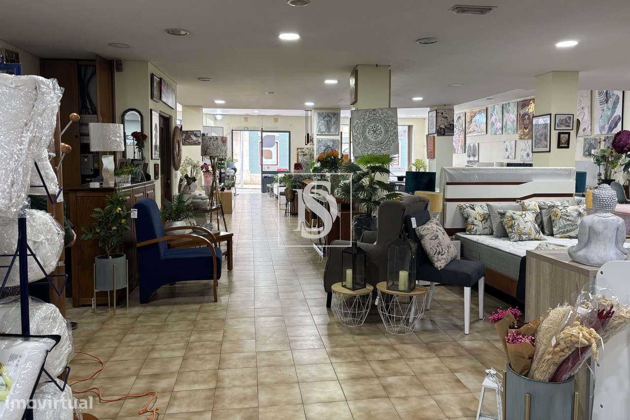 Espaço comercial com 598m2 no centro de Viseu - Grande imagem: 3/20