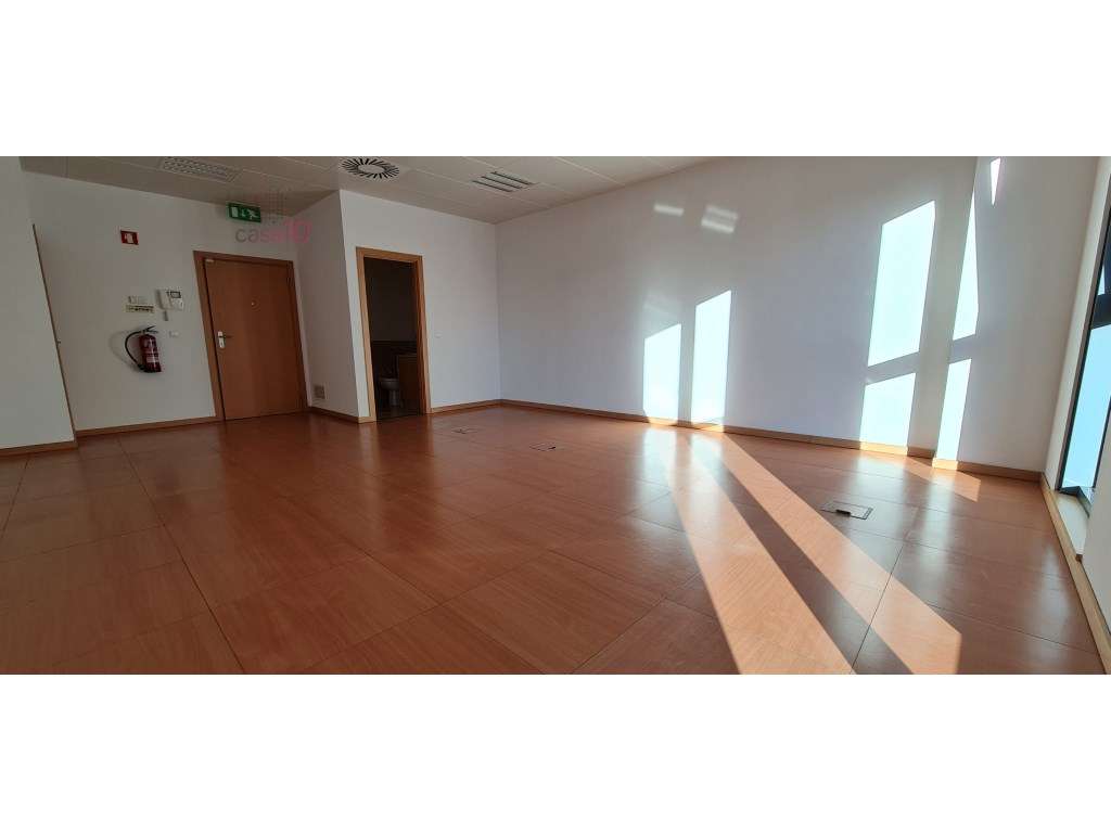 Arrenda-se excelente escritório no centro do Parque das Nações - Grande imagem: 4/15